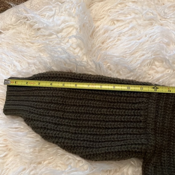 SOLD Babaa 100% Eco Wool Sweater - Picture 9 of 12